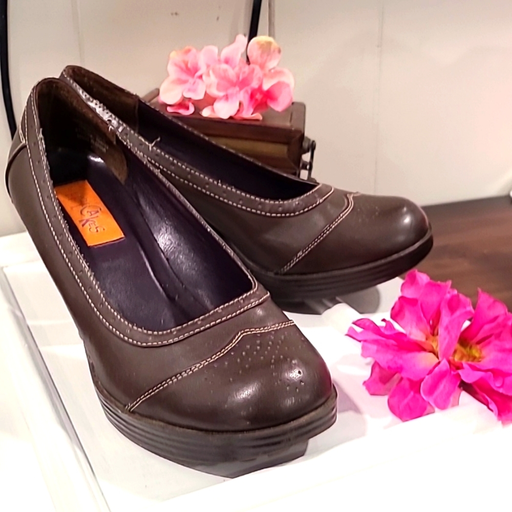 Hot Cakes Brown Pumps